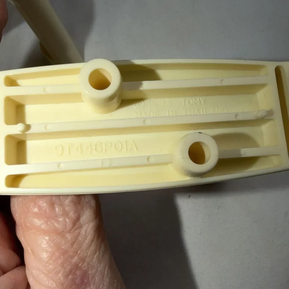 Tomy Thomas Train 2006 Track Replacement Pieces 5pc Cream Risers 9T446P01B VTG